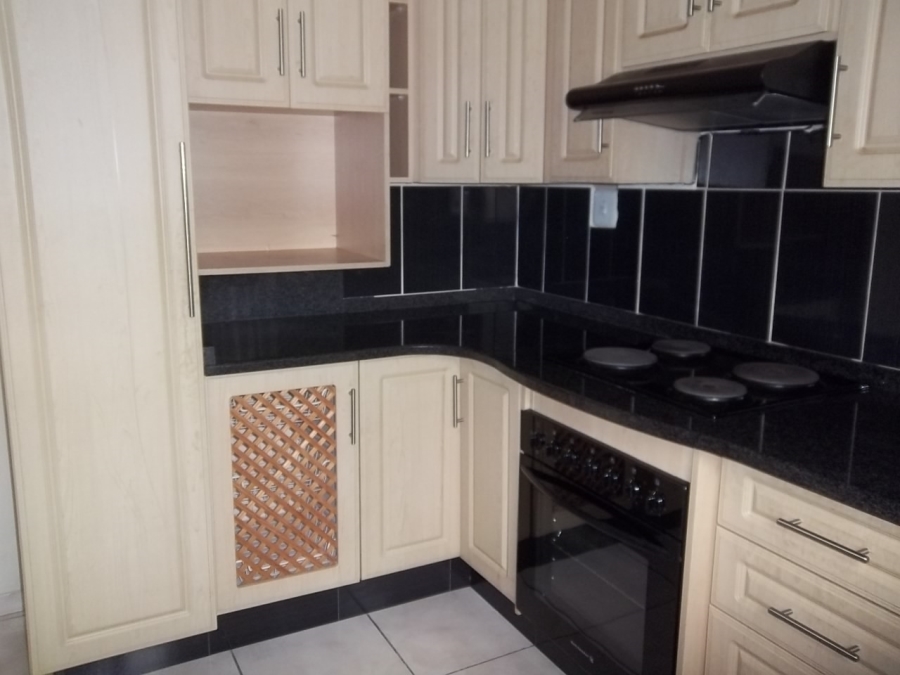 3 Bedroom Property for Sale in Aviary Hill KwaZulu-Natal