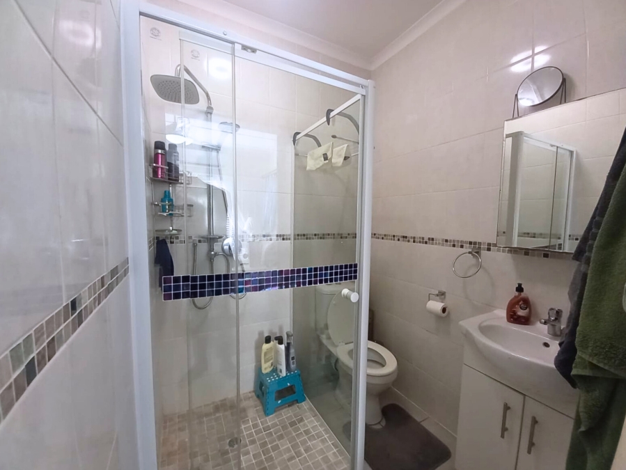 2 Bedroom Property for Sale in Manaba Beach KwaZulu-Natal