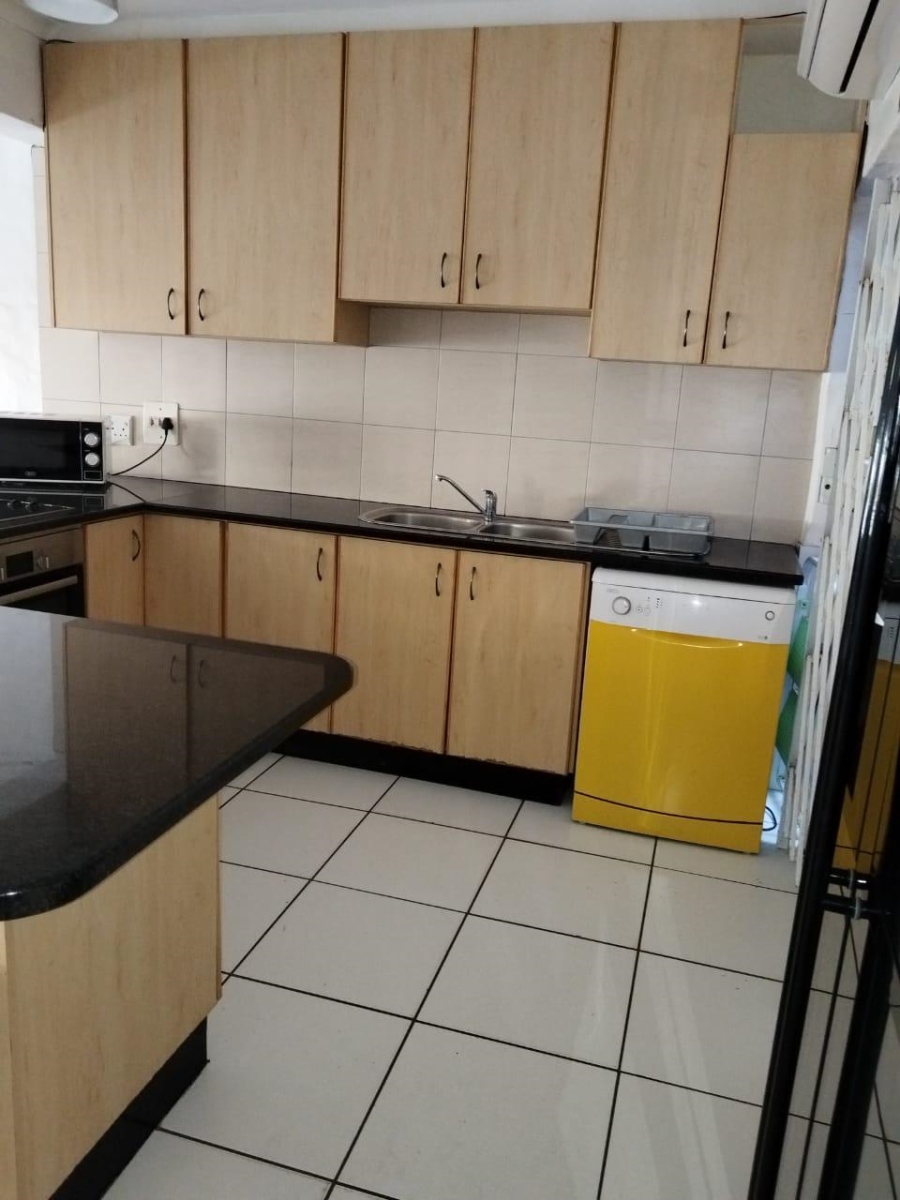 To Let 3 Bedroom Property for Rent in Umhlanga KwaZulu-Natal