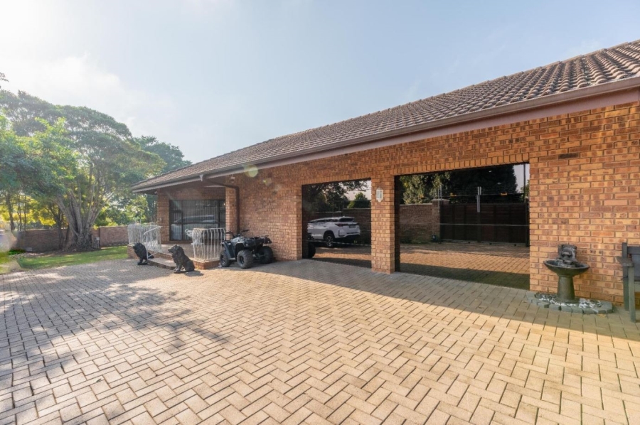 4 Bedroom Property for Sale in Hillcrest Central KwaZulu-Natal