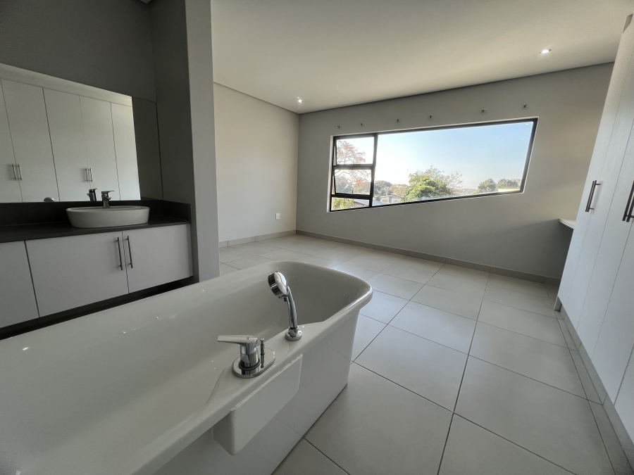 3 Bedroom Property for Sale in Umhlanga KwaZulu-Natal