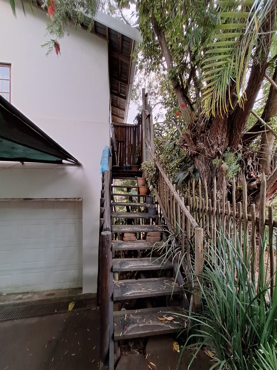 To Let 1 Bedroom Property for Rent in Waterfall KwaZulu-Natal