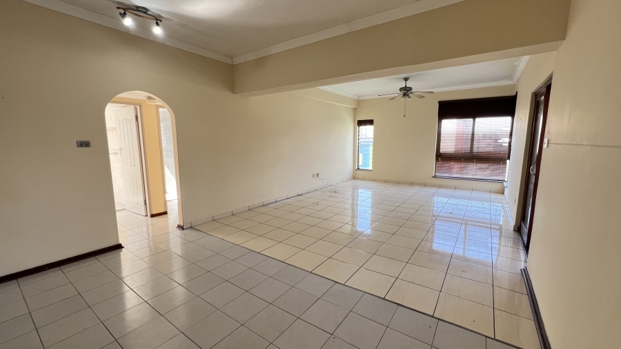 To Let 2 Bedroom Property for Rent in Margate KwaZulu-Natal