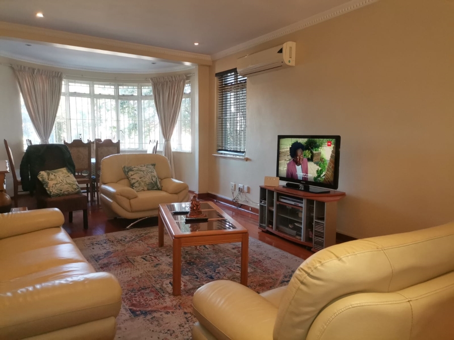 2 Bedroom Property for Sale in Glenwood KwaZulu-Natal