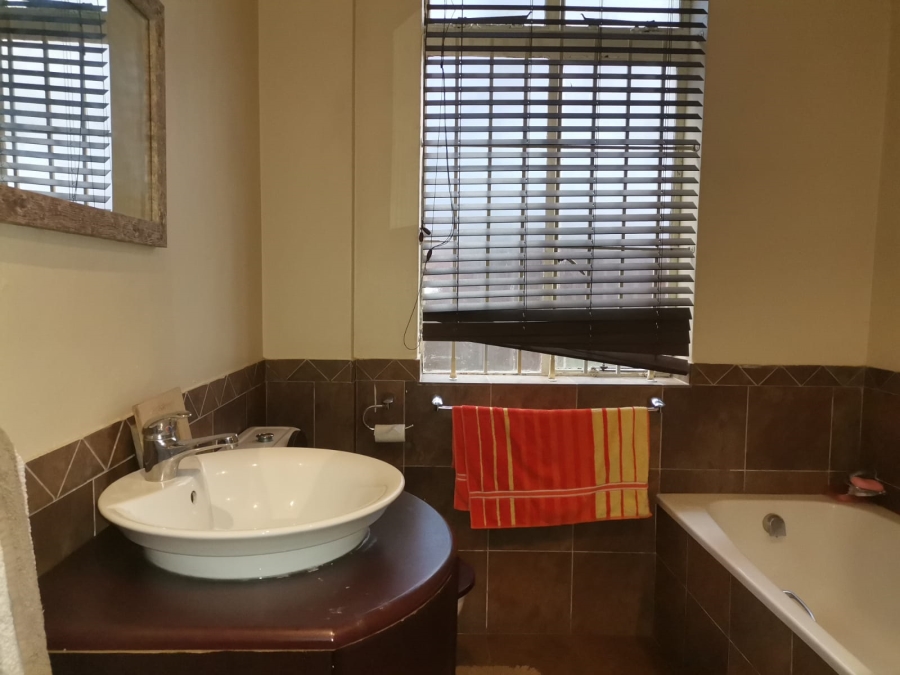 2 Bedroom Property for Sale in Glenwood KwaZulu-Natal