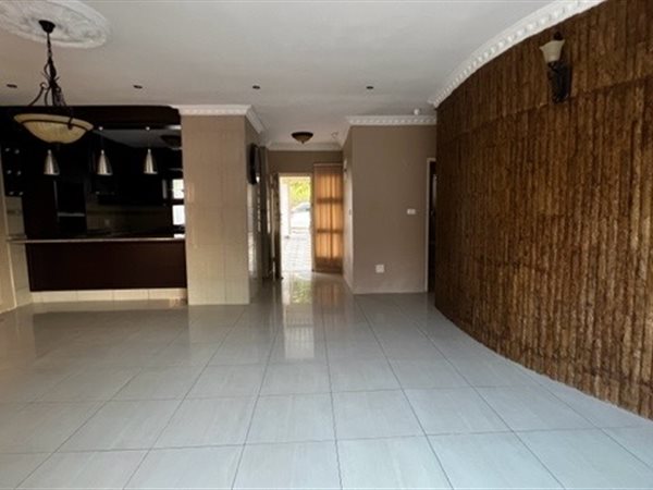 2 Bedroom Property for Sale in Sherwood KwaZulu-Natal