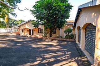 4 Bedroom Property for Sale in Chiltern Hills KwaZulu-Natal