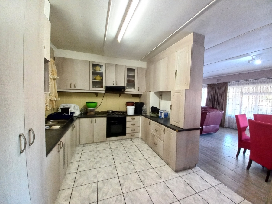 4 Bedroom Property for Sale in Margate KwaZulu-Natal