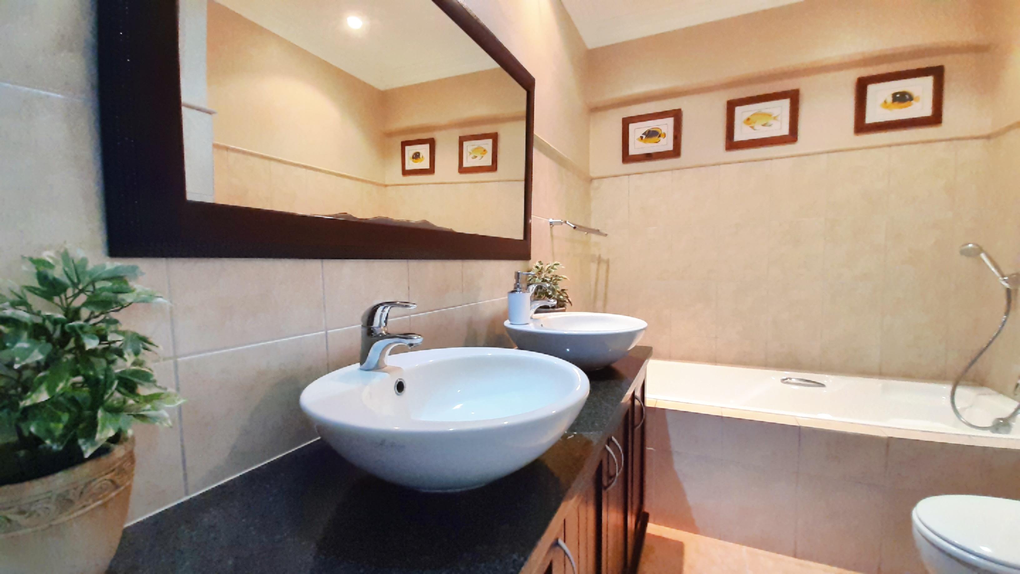10 Bedroom Property for Sale in Sheffield Beach KwaZulu-Natal