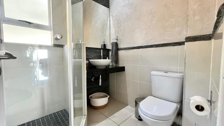 4 Bedroom Property for Sale in Shakas Rock KwaZulu-Natal