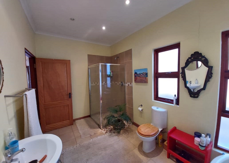 3 Bedroom Property for Sale in Waterfall KwaZulu-Natal