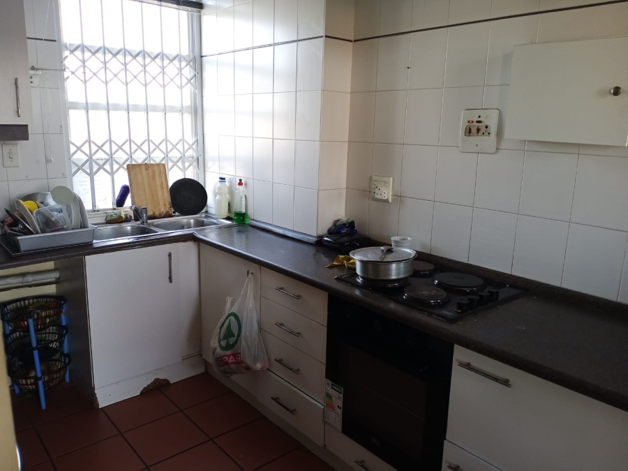 To Let 3 Bedroom Property for Rent in Essenwood KwaZulu-Natal