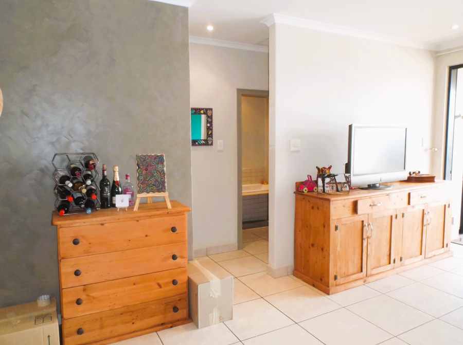 2 Bedroom Property for Sale in Gillitts KwaZulu-Natal