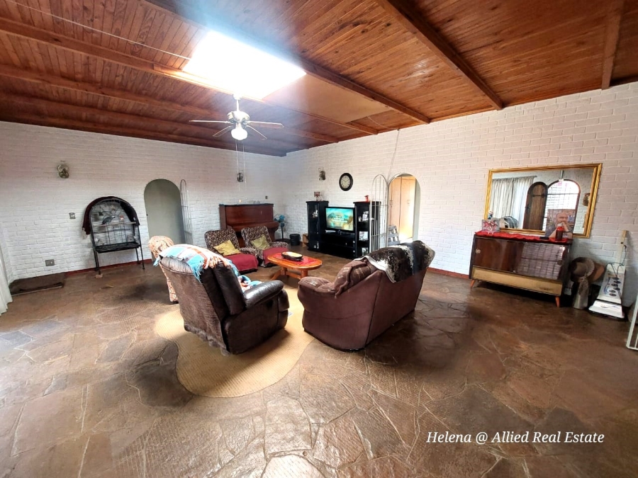 4 Bedroom Property for Sale in Utrecht Rural KwaZulu-Natal