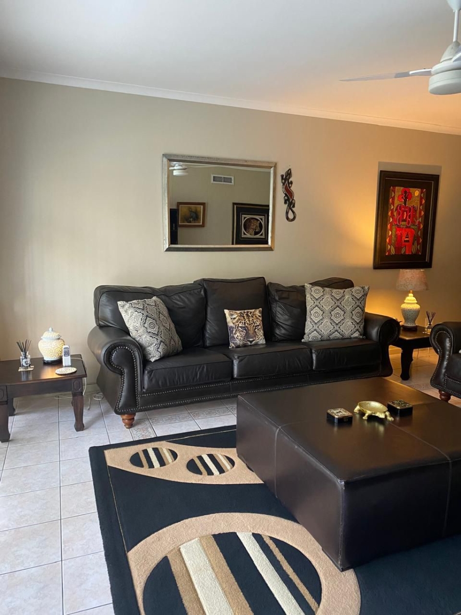 To Let 3 Bedroom Property for Rent in Umhlanga KwaZulu-Natal