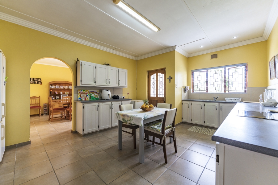 5 Bedroom Property for Sale in Blythedale KwaZulu-Natal