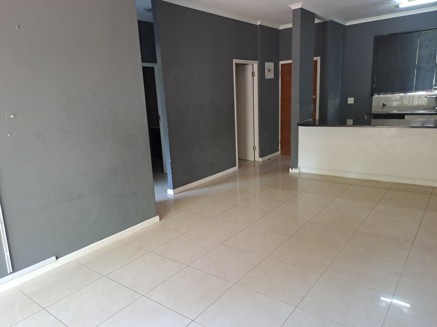 To Let 2 Bedroom Property for Rent in Westbrook KwaZulu-Natal