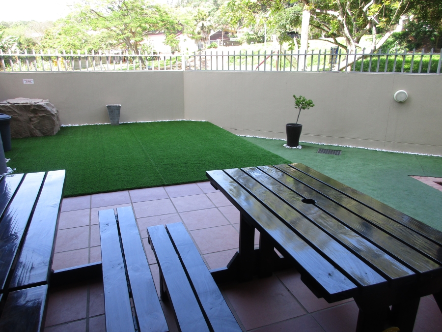 To Let 2 Bedroom Property for Rent in Westbrook KwaZulu-Natal