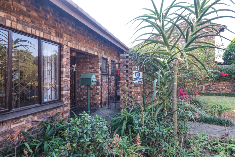 2 Bedroom Property for Sale in Cowies Hill Park KwaZulu-Natal