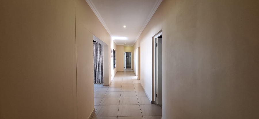 To Let 5 Bedroom Property for Rent in Sheffield Bay KwaZulu-Natal