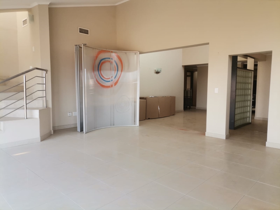 To Let 4 Bedroom Property for Rent in Durban North KwaZulu-Natal