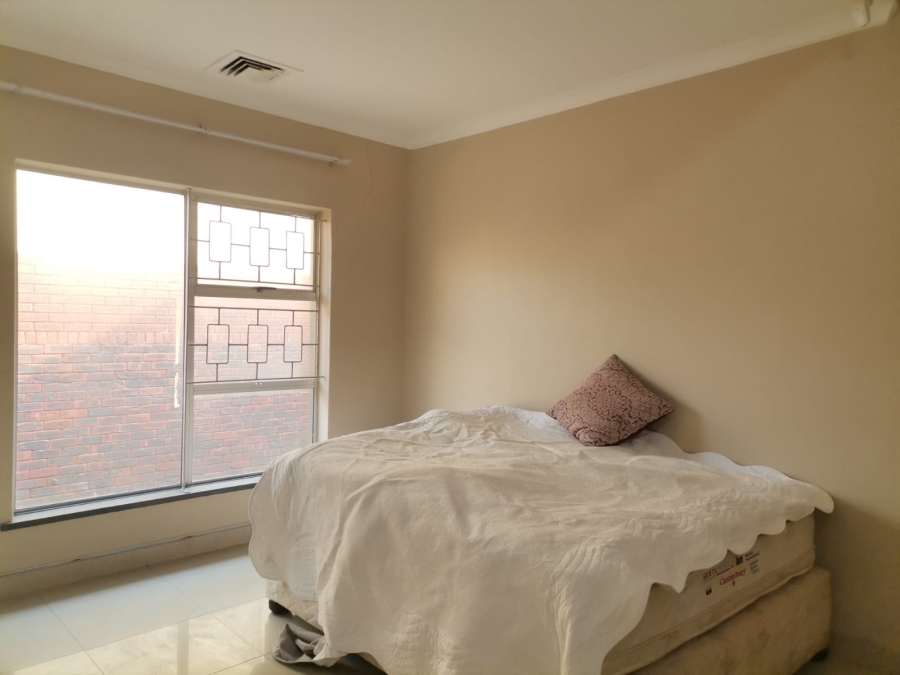 To Let 4 Bedroom Property for Rent in Durban North KwaZulu-Natal