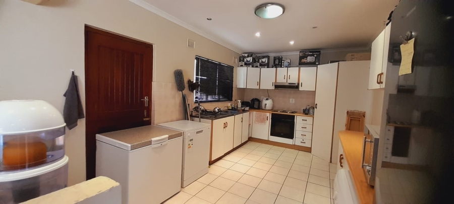 7 Bedroom Property for Sale in Northdene KwaZulu-Natal