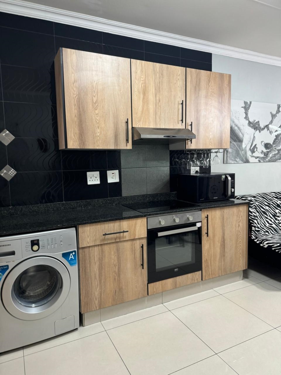 To Let 2 Bedroom Property for Rent in Umhlanga KwaZulu-Natal