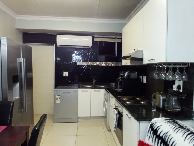 To Let 2 Bedroom Property for Rent in Umhlanga KwaZulu-Natal