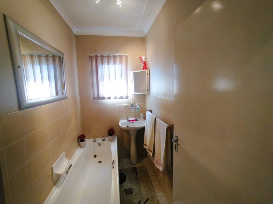 3 Bedroom Property for Sale in Sea View KwaZulu-Natal