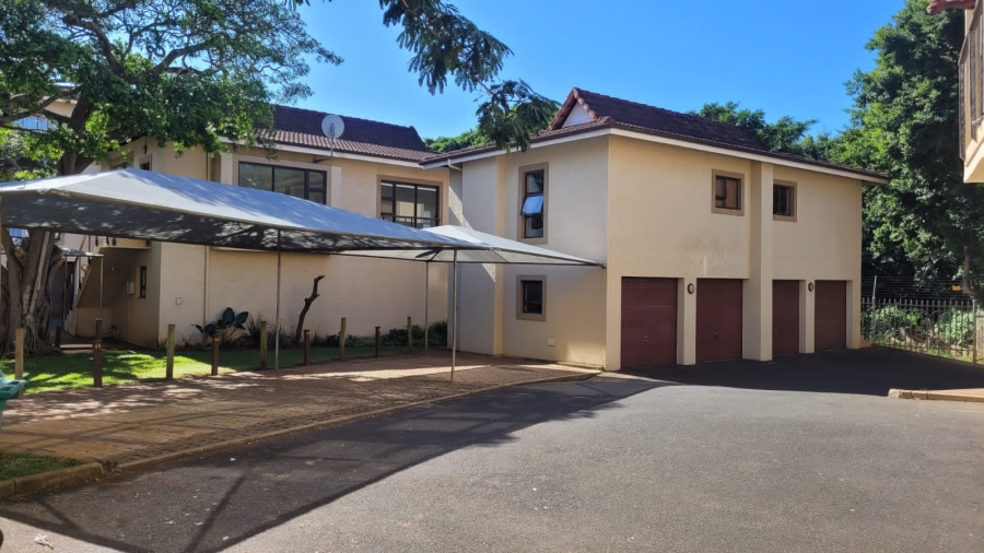 To Let 2 Bedroom Property for Rent in Illovo Beach KwaZulu-Natal