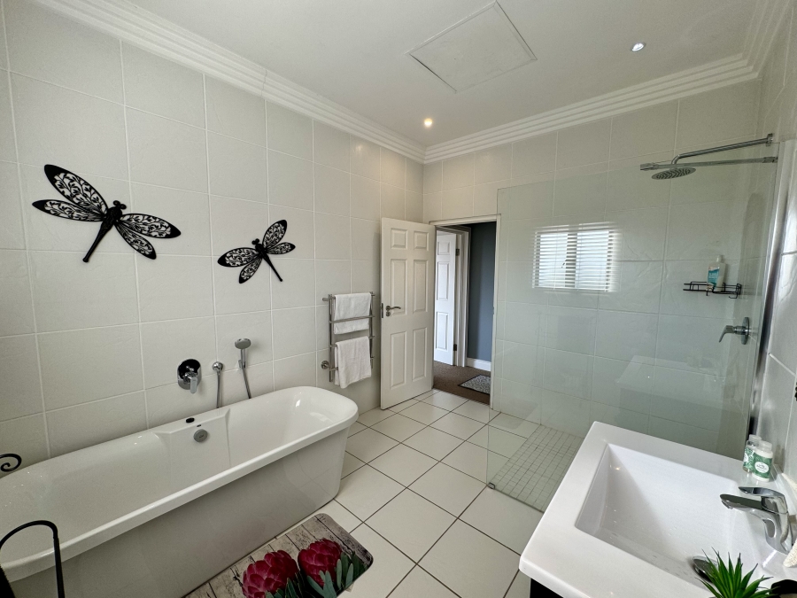 4 Bedroom Property for Sale in Intaba Ridge Secure Eco Estate KwaZulu-Natal