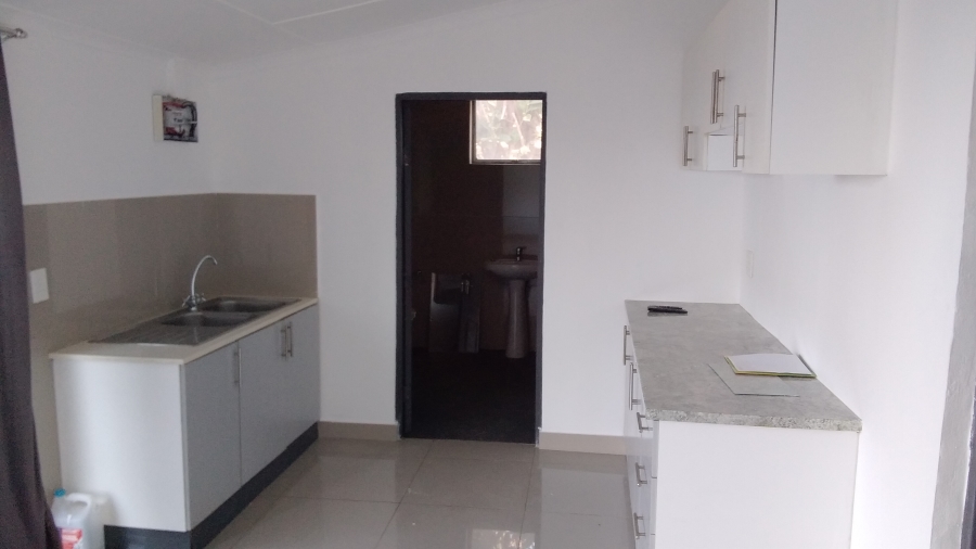 To Let 2 Bedroom Property for Rent in Bluff KwaZulu-Natal