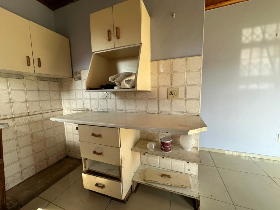 2 Bedroom Property for Sale in Esikhawini KwaZulu-Natal