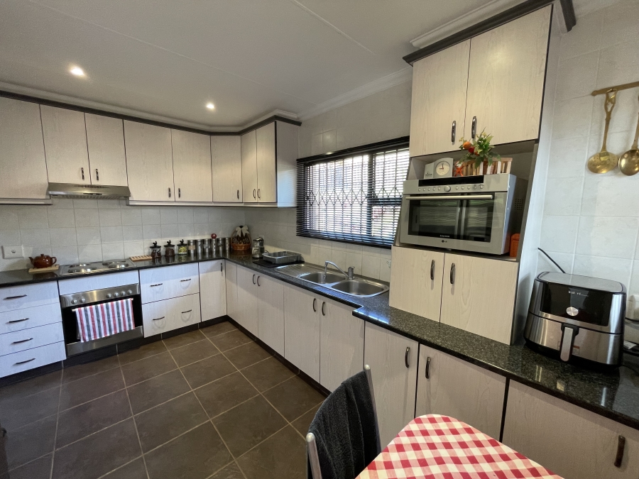 3 Bedroom Property for Sale in Sheffield Beach KwaZulu-Natal