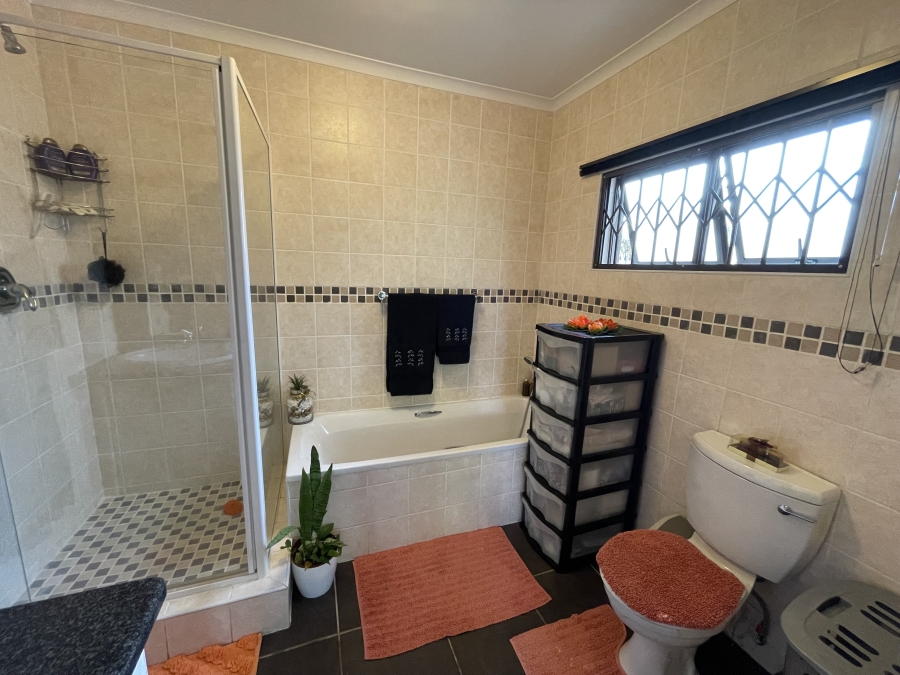 3 Bedroom Property for Sale in Sheffield Beach KwaZulu-Natal