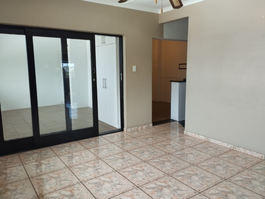 3 Bedroom Property for Sale in Windermere KwaZulu-Natal