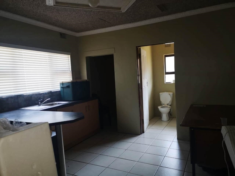 5 Bedroom Property for Sale in Howick West KwaZulu-Natal