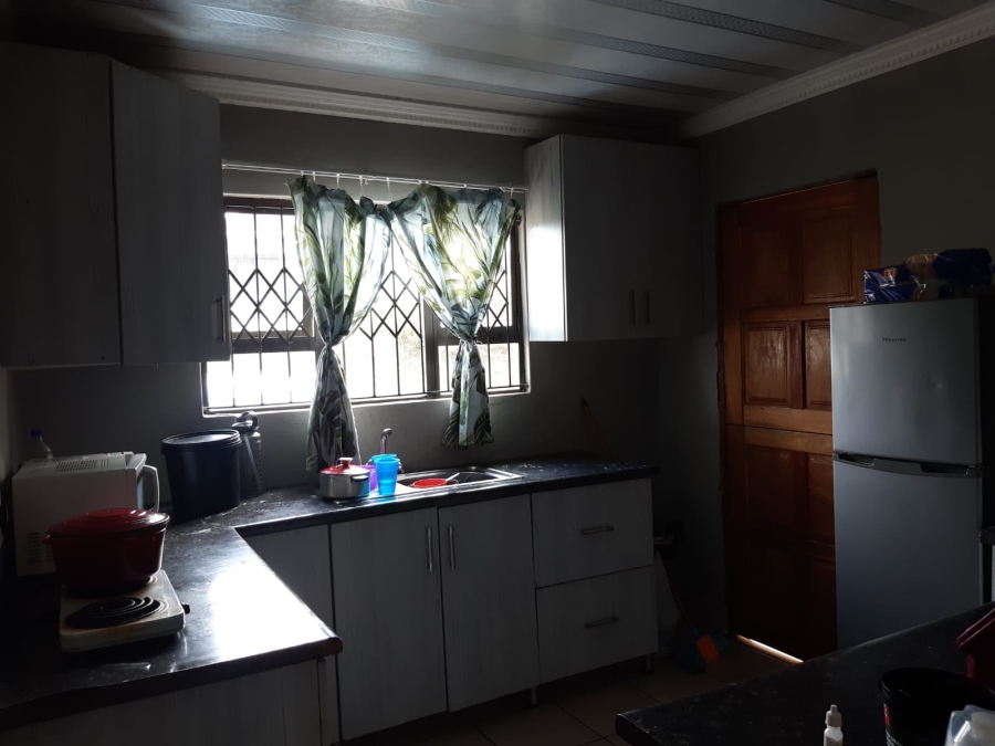 2 Bedroom Property for Sale in Lovu KwaZulu-Natal