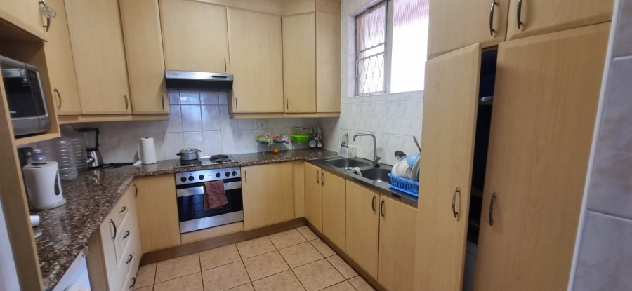 2 Bedroom Property for Sale in Glenwood KwaZulu-Natal