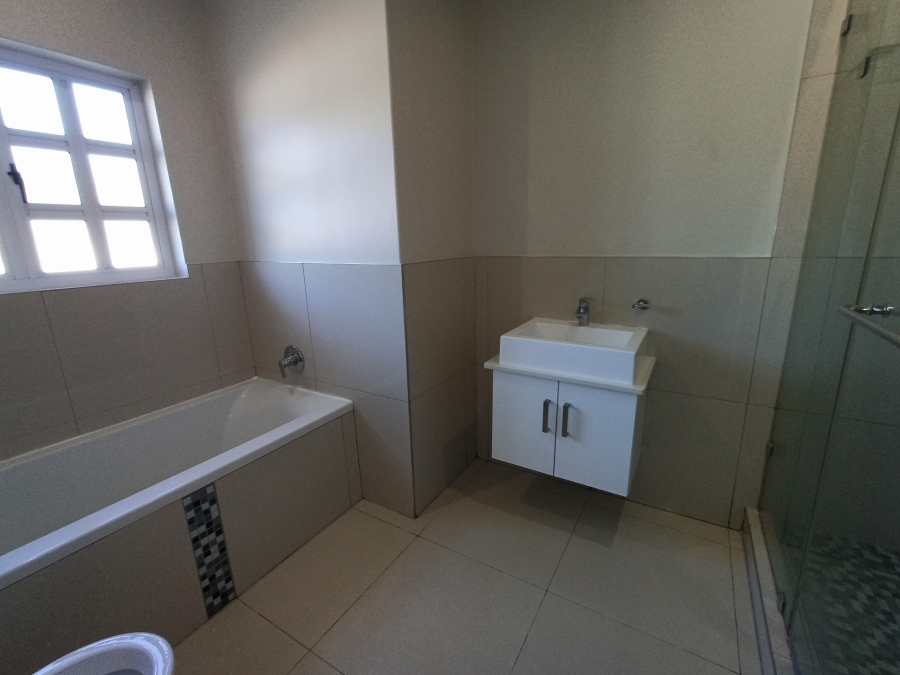 3 Bedroom Property for Sale in Edgemount Estate KwaZulu-Natal