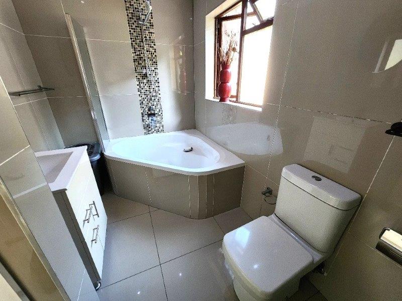 3 Bedroom Property for Sale in The Wolds KwaZulu-Natal