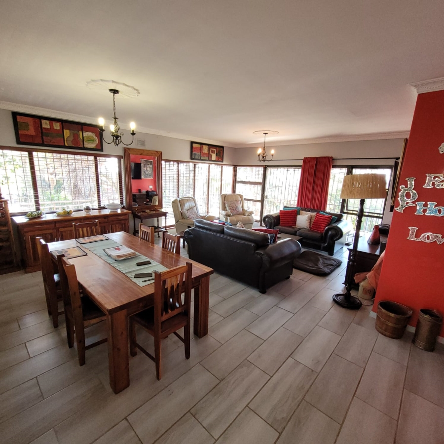 3 Bedroom Property for Sale in Manors KwaZulu-Natal