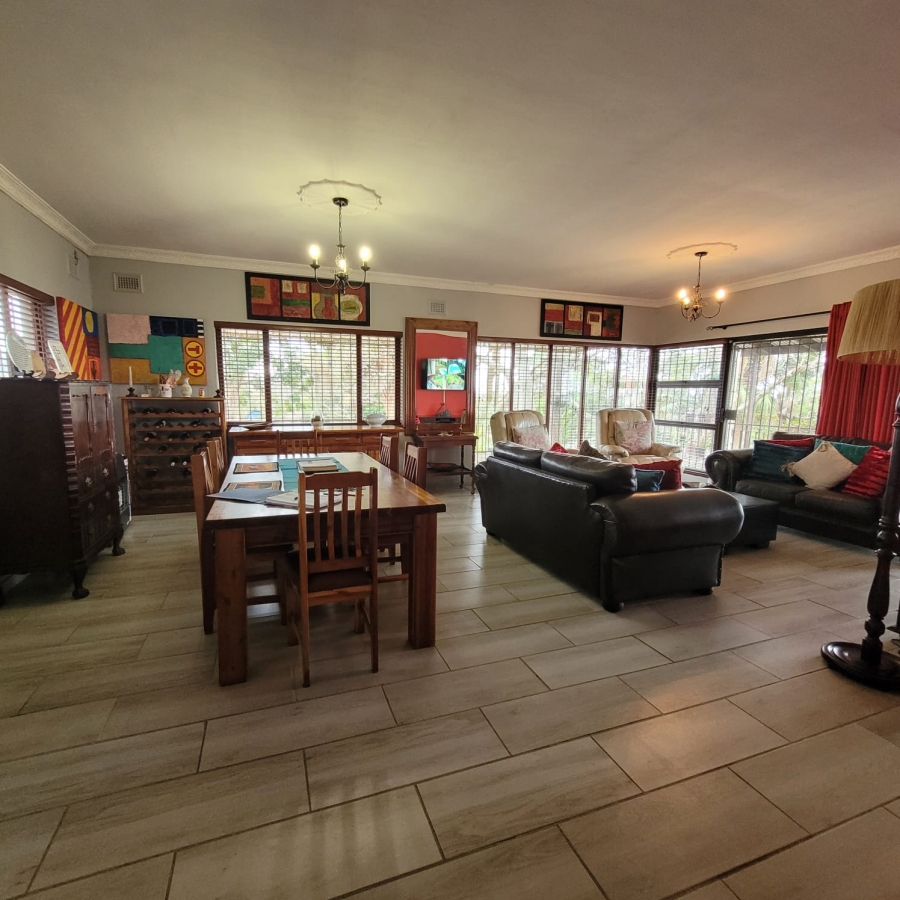 3 Bedroom Property for Sale in Manors KwaZulu-Natal