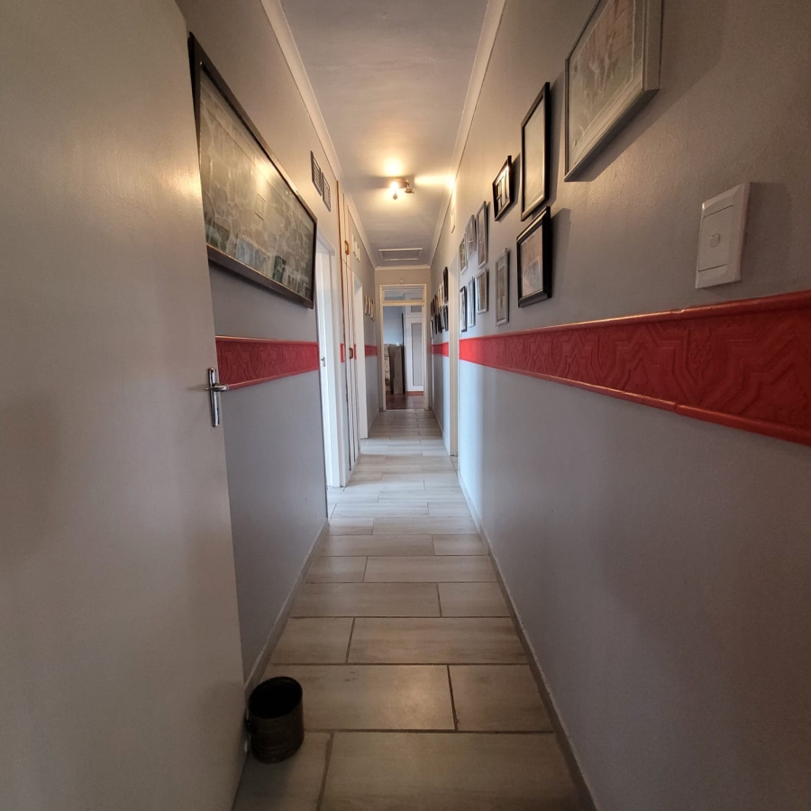 3 Bedroom Property for Sale in Manors KwaZulu-Natal