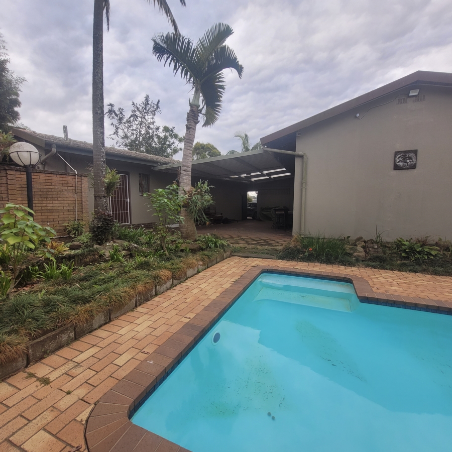 3 Bedroom Property for Sale in Manors KwaZulu-Natal