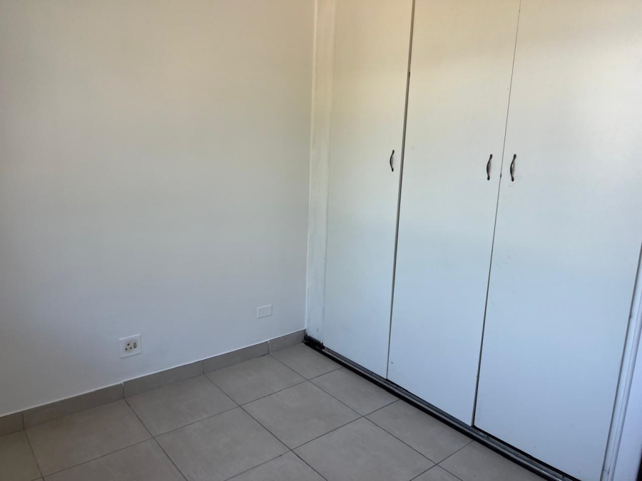 2 Bedroom Property for Sale in Pinetown KwaZulu-Natal