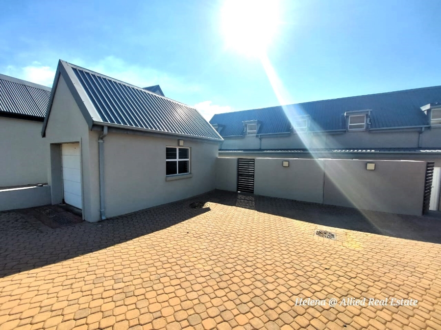 3 Bedroom Property for Sale in Vulintaba Country Estate KwaZulu-Natal