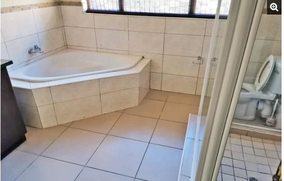 To Let 3 Bedroom Property for Rent in Forest Hills KwaZulu-Natal