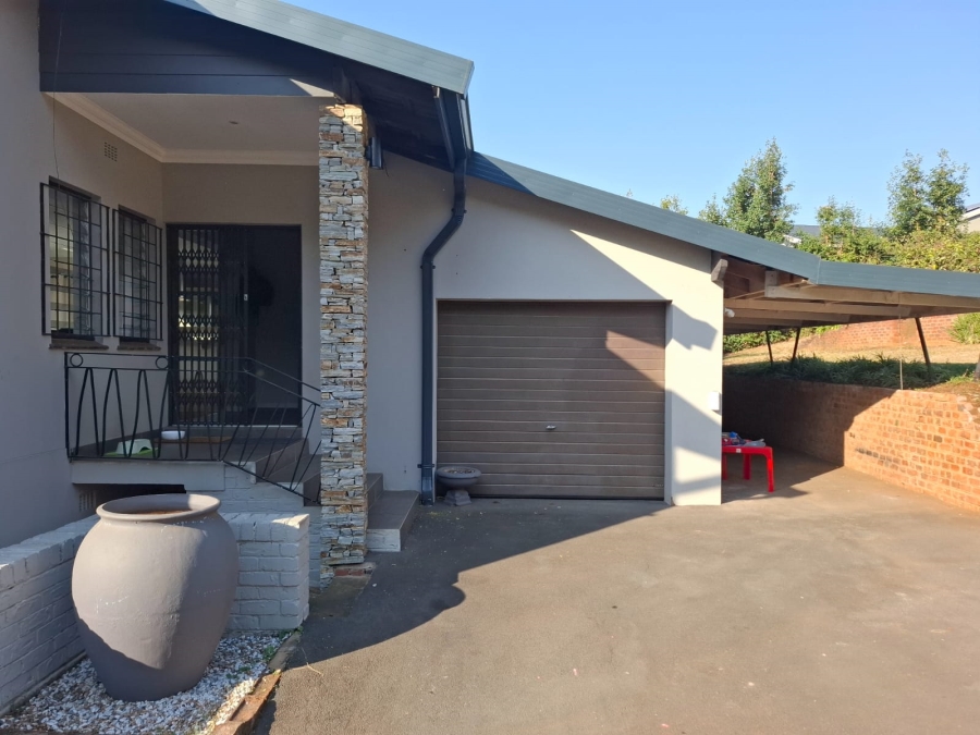 3 Bedroom Property for Sale in Hillcrest Park KwaZulu-Natal